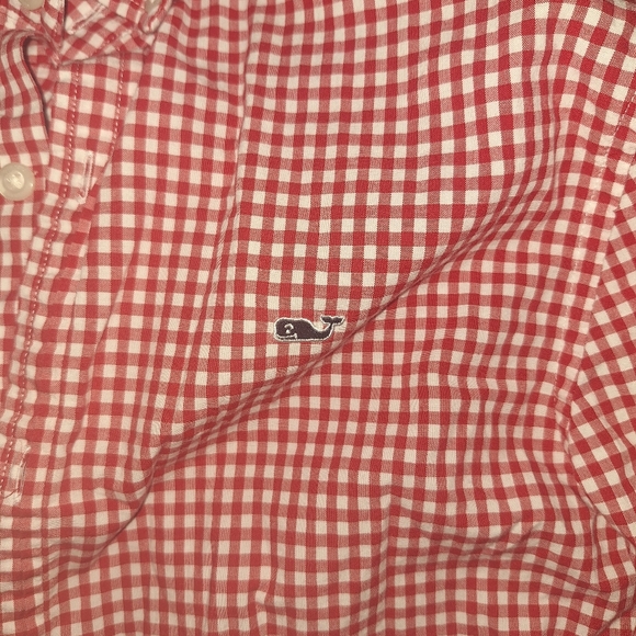 Red and white vineyard vine button down shirt L 18 - Picture 2 of 4